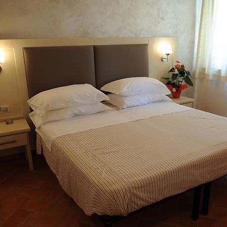 Hotel Super Relais Stella à Signa Extérieur photo