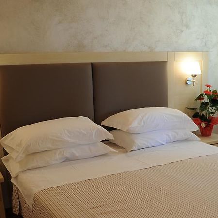 Hotel Super Relais Stella à Signa Chambre photo